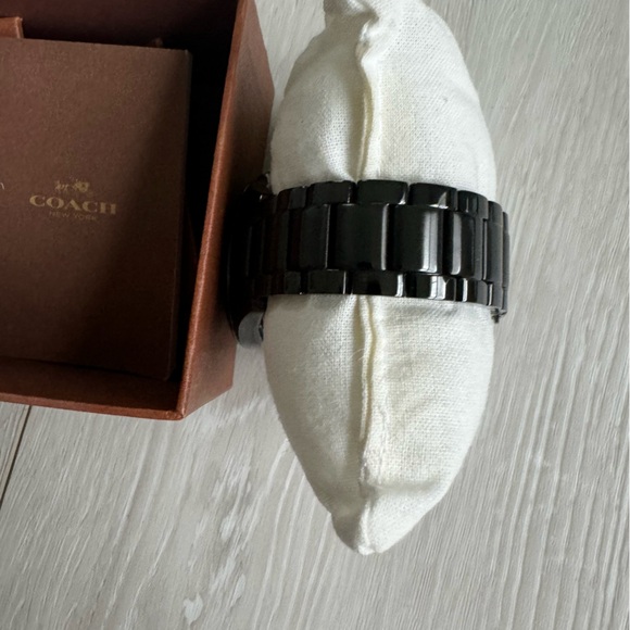 Coach watch - Picture 5 of 16